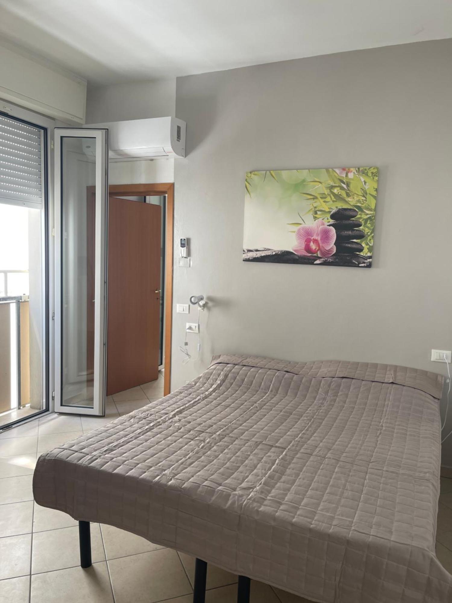 Residence Siesta Rimini Eksteriør billede
